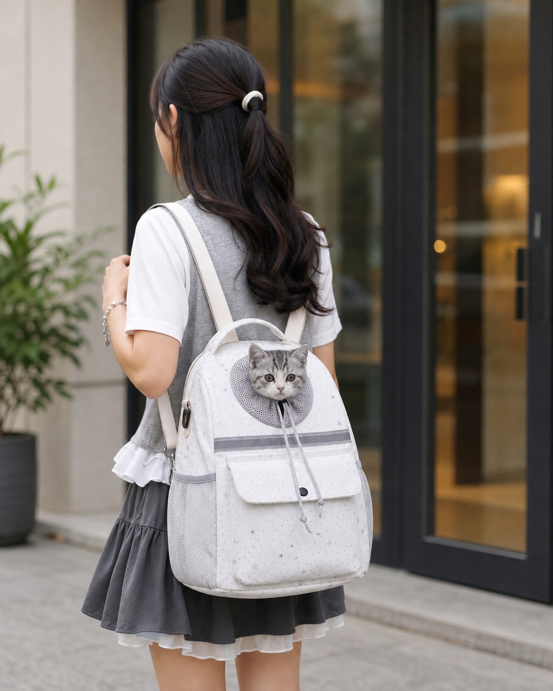 Pockets for the small stuff